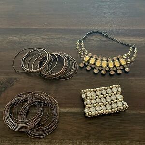 BRONZE SET OF NECKLACE AND BRACELETS